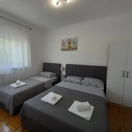 Cecana Apartamento *